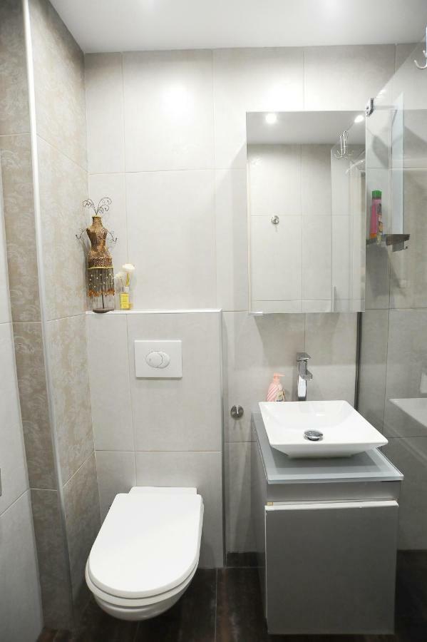 Thalia Premium *